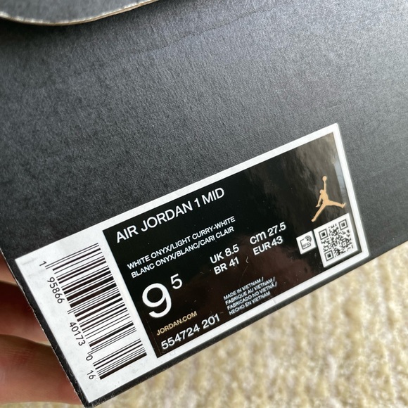 Nike Air Jordan 1 Mid Light Curry Cardinal size 9.5 554724-201 OG I Retro GC - Picture 12 of 16